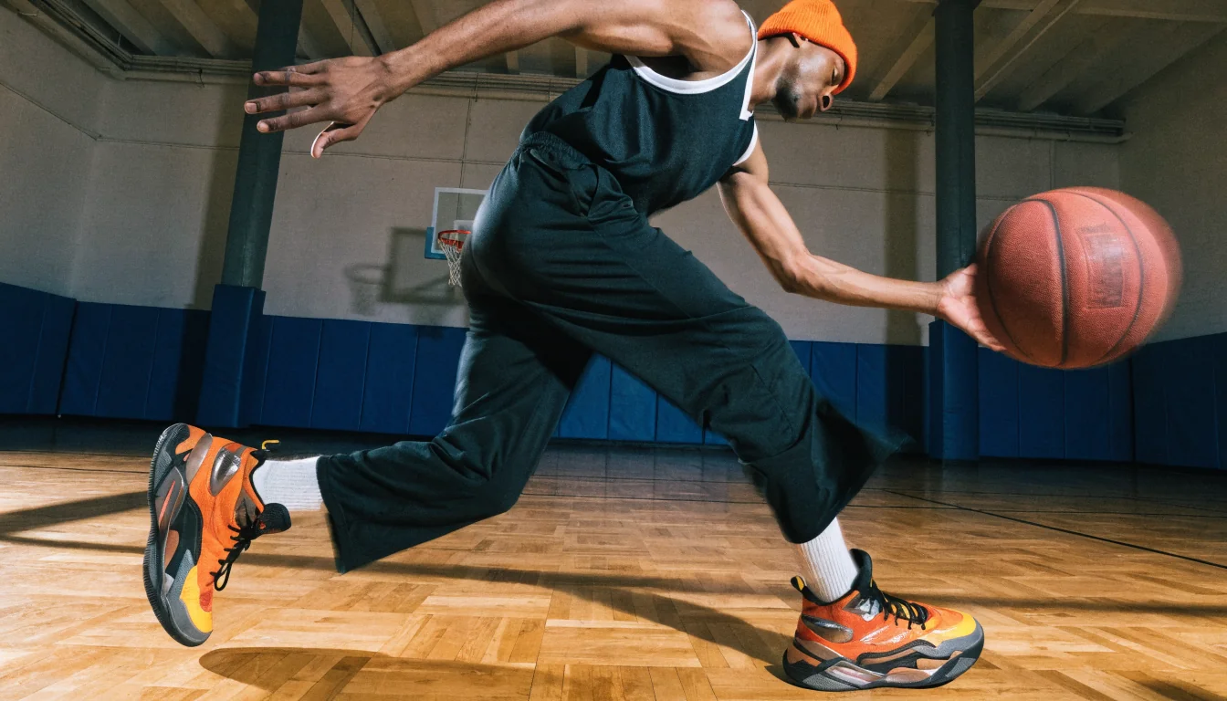 Pallone da basket linea GR5 in palestra